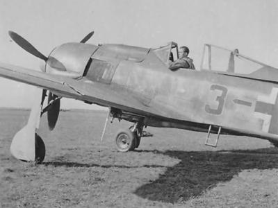 Focke Wulf Fw 190 A-8 black 3 Stabsstaffel JG 51 Memel Sept 1944