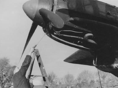 He111 2/KGr 100 in Vannes France 1941 right engine