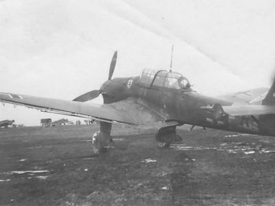 Ju 87 B-2 Stuka code T6+FR of the 7/StG 2 1941