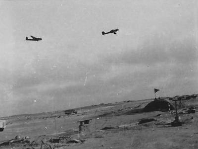 Ju 87D of the StG 1 towing glider DFS 230 – Sidi el Barani Africa 1942