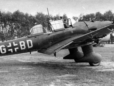 Junkers Ju87 B code 6G+BD of StG 51