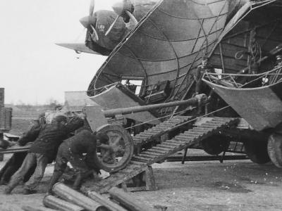 Me323 and Pak 40