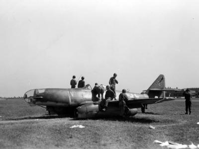 Captured Me 262 A-2a/U2 V555 Weimar Germany 12 May 1945