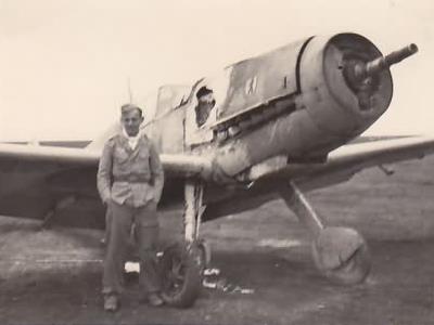 Me 109 F-4/trop. of the 4/JG 27 Derna 12.12.1941 2