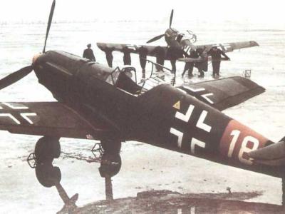 Messerschmitt Bf 109 E white 18 color