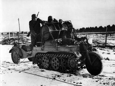 Kettenkrad with trailer 2