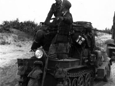 SdKfz 2 Kettenkrad with trailer