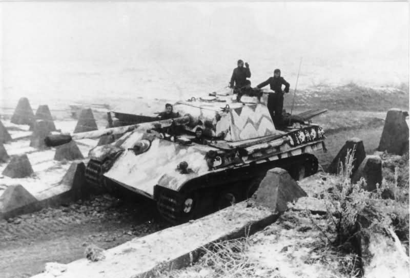 Panther ausf G winter camouflage
