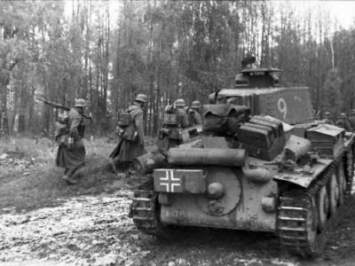 Panzer 38(t) Ausf. S of the 20th Panzer Division and Infanterie Eastern Front