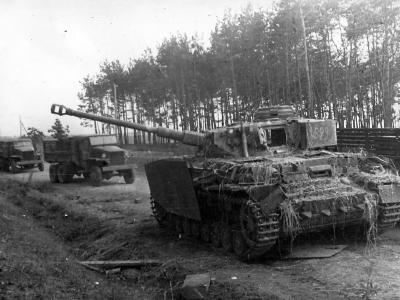 Abandoned late Panzerkampfwagen IV 1945