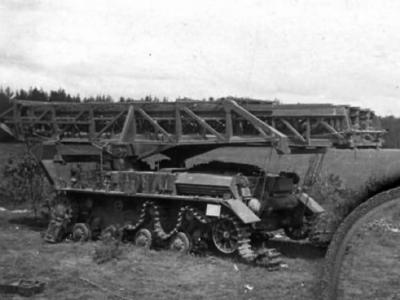 Abandoned Infanterie-Sturmsteg auf Fahrgestell PzKpfw IV