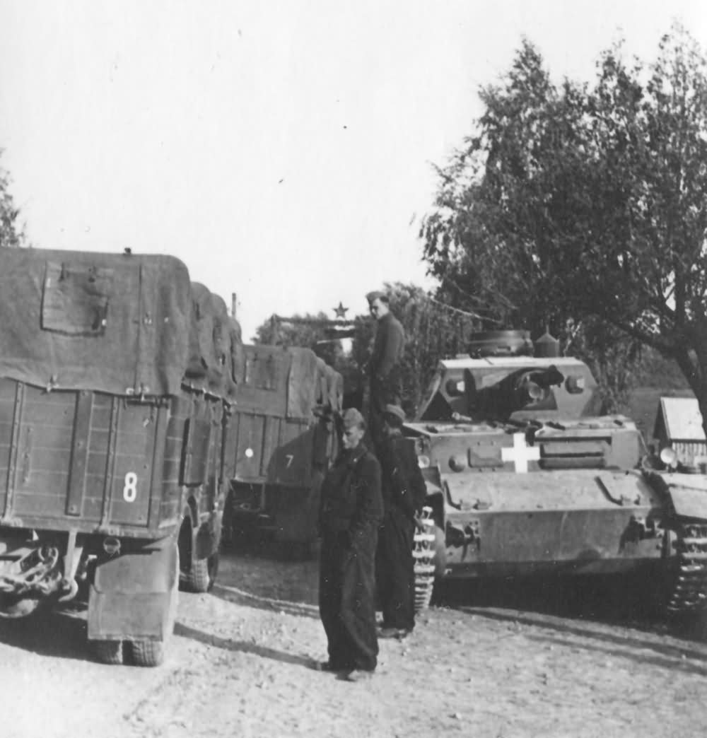 Panzer_IV_Ausf_C_Lomzz_Poland_1939.jpg