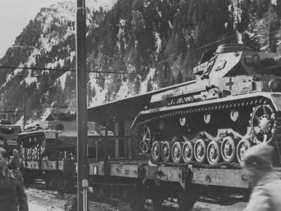 Panzer IV Ausf F1 rail transport 1942