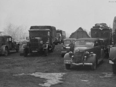 Ford V8, Opel Olympiaand Henschel 33 Eastern Front 1942