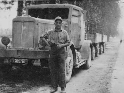 German heavy tractor Hanomag type SS 100