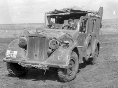 Horch 901 wehrmacht PKW car 1