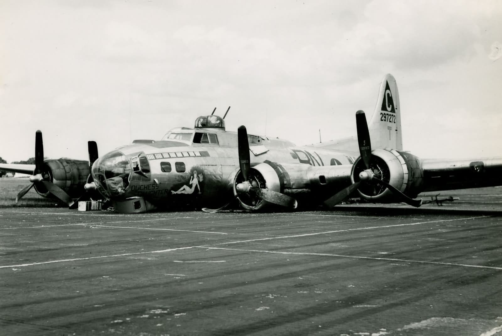 B-17G_Flying_Fortress_303_Bomb_Group_359_bomb_squadron_Crash_1944.jpg