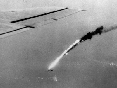 B-29 Superfortress from 21st BC falls to sea after hit over Japan 1945
