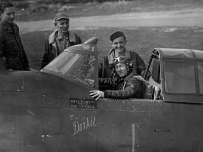 F/O Peter Pompetti 78th Fighter Group 84th FS Ace in P 47C Thunderbolt Darkie WZ+R England 1943