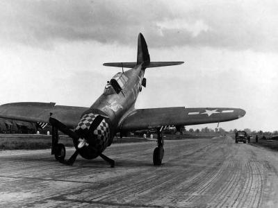 P-47D 42-74672 „El Shafto” of the 350th Fighter Squadron, 353rd FG May 1944
