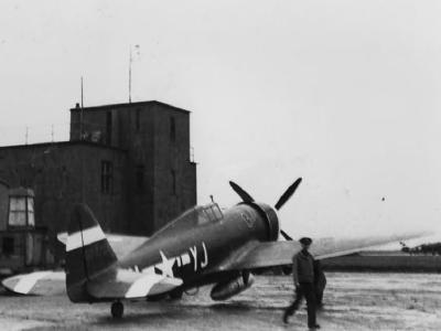 P-47 Thunderbolt code YJ-N 42-74706, named „Babe” of the 351st Fighter Squadron, 353rd Fighter Group at Hethel