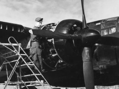 Maintenance of 425th NFS P-61 A at Vannes airfield (A-33N) France, September 1944