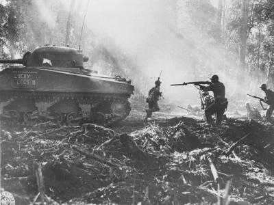 37th Division and M4 Sherman „Lucky Legs II” of the 754th Tank Battalion on Bougainville.