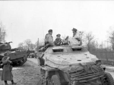 KO Soviet M4 Sherman and Sdkfz 251 eastern front