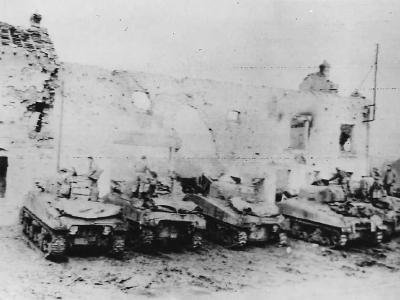 M4 Sherman tanks of the US 7th Army 1944