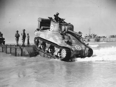 M4A1 Sherman tank of the 67th Armored Regiment, 2nd Armored Division lands during Operation Husky in Sicily 1943