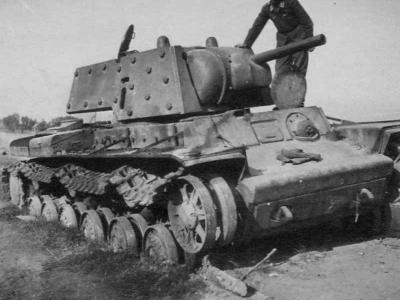 Tank KV-1 with additional armour front view