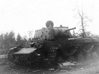 Soviet heavy tank Kliment Voroshilov KV-1 with additional armour