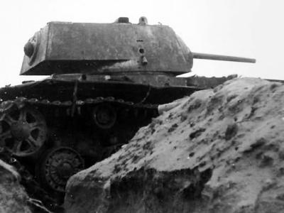 KV-1 heavy tank 7