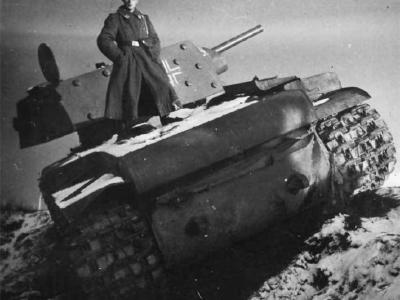 KV1 heavy tank eastern front 6