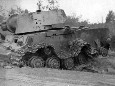 KV1 tank wreck