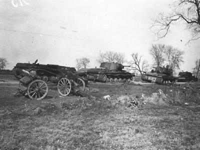 destroyed tanks KV-1 model 1940