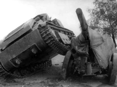 Abandoned T-28 1941 16