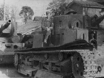 T-28 and KV2 tanks after capture by German forces, Summer 1941