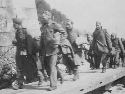 German Prisoners Pow Omaha Beach D-Day 1944 Normandy
