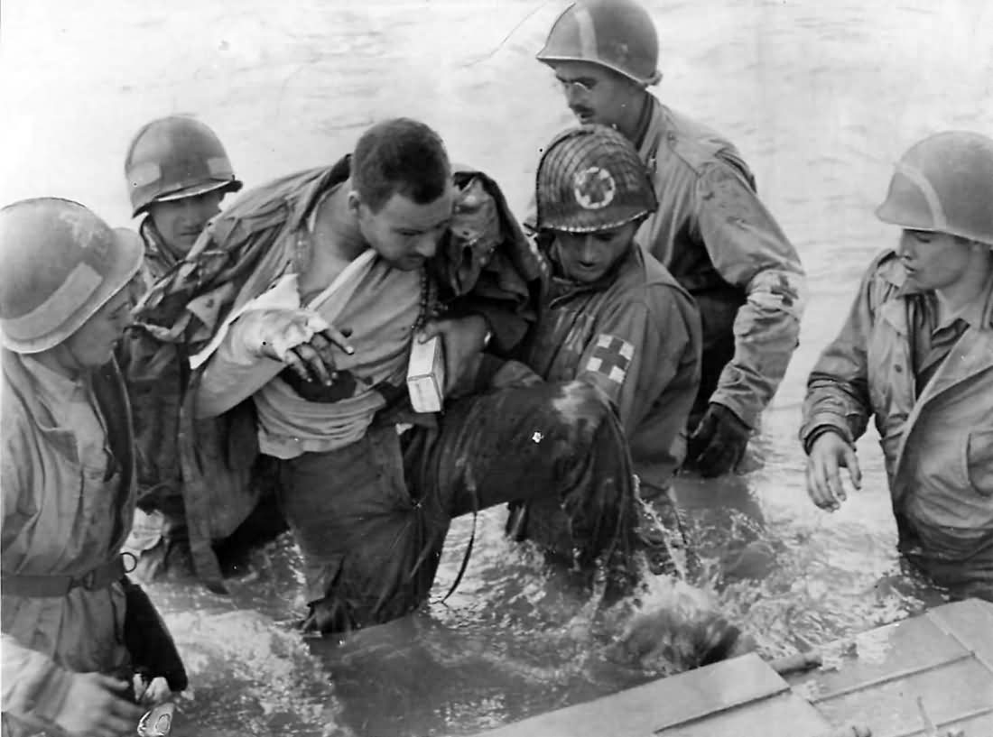 Medics Help Wounded US Paratrooper D-Day Beach 1944 Normandy