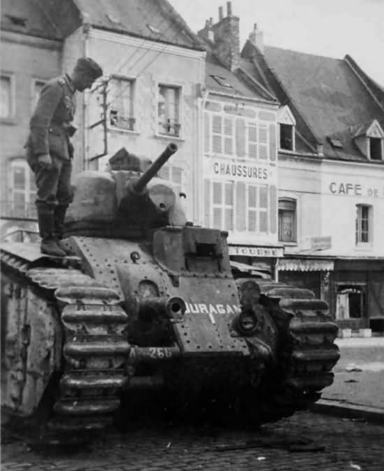 Char B1 bis number 260 named Ouragan of 8th BCC