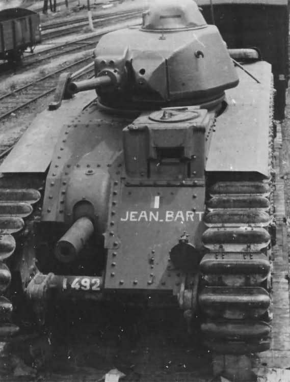 Char B1 bis number 492 of 28th BCC named Jean Bart