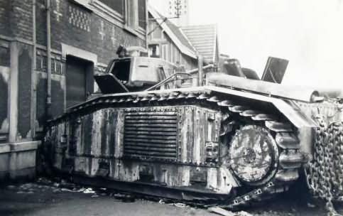 French Char B1 bis tank 256 Pirate
