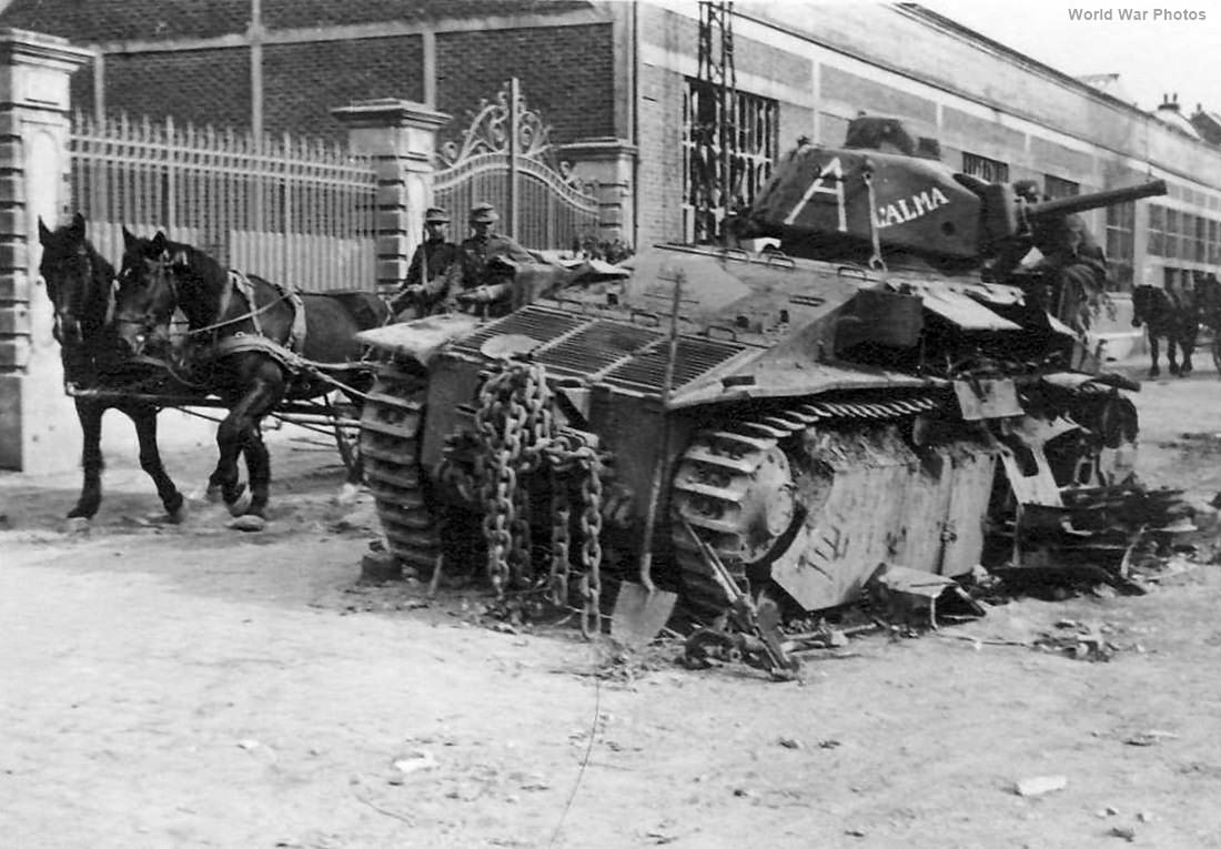 D2 2055 „L’alma” of the 345e CACC in Crécy-sur-Serre