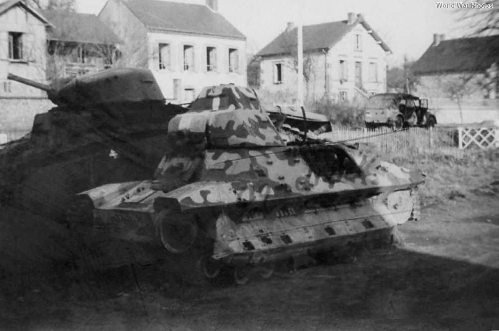 FCM 36 and B1 bis 1940