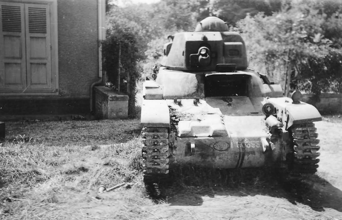 French tank Renault R35 number 500355