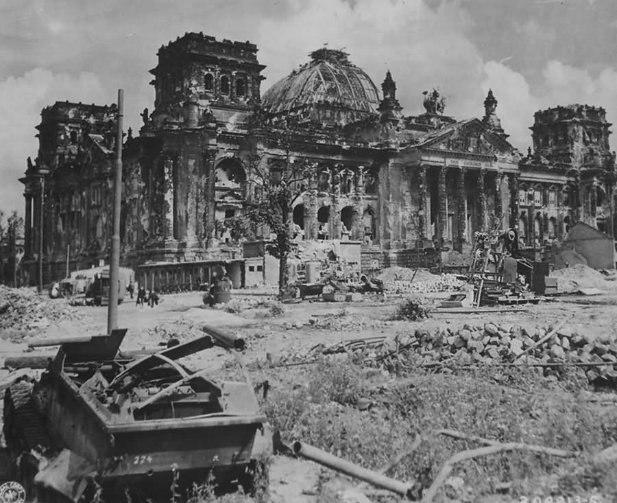 Ruins of Berlin Reichstag Funklenk Panzer Borgward B IV Sd.Kfz .301 July1945