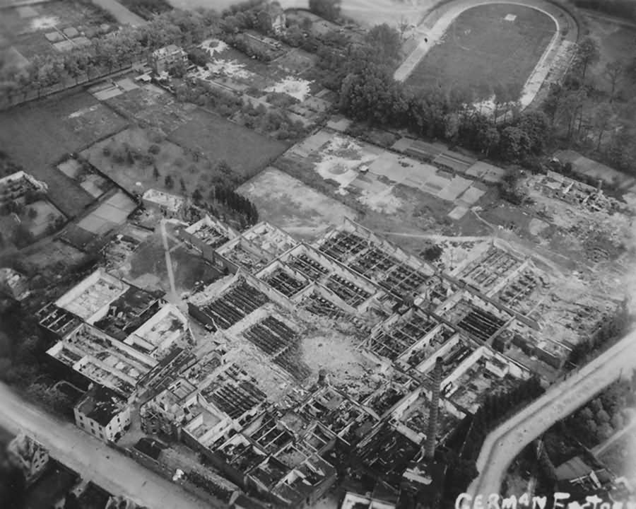 Ruins of Mönchengladbach Bungt Alte Radrennbahn Mai 1945