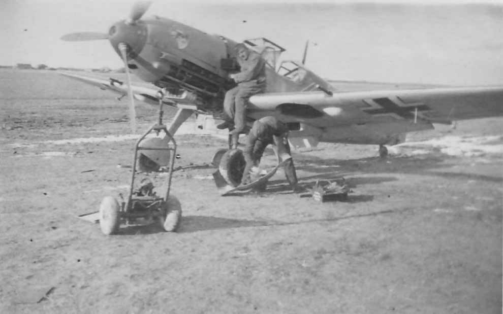 Bf 109 E of Stab II/JG 51 pilot Gruppenadjutant Josef Fözö 1940