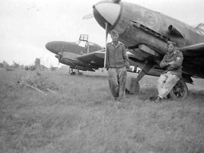 Bf 109 F and FW 58 of 9/JG 51 1941 Eastern front 2